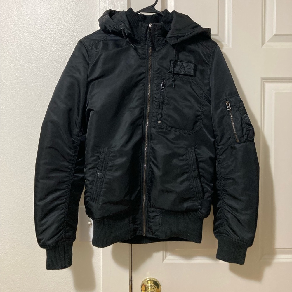 Alpha industries hooded bomber jacket men’s xs